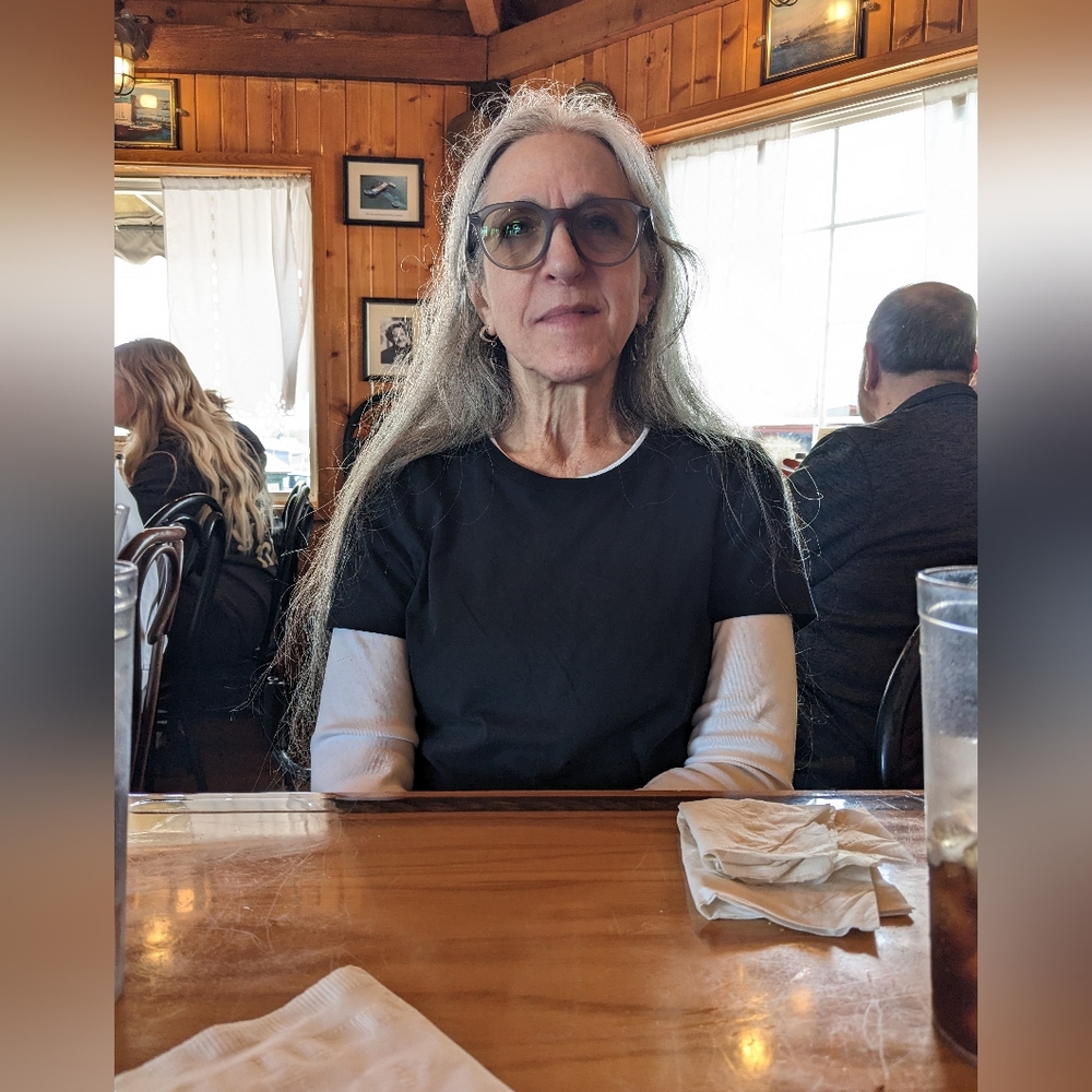 Meet your Posher, Betsey